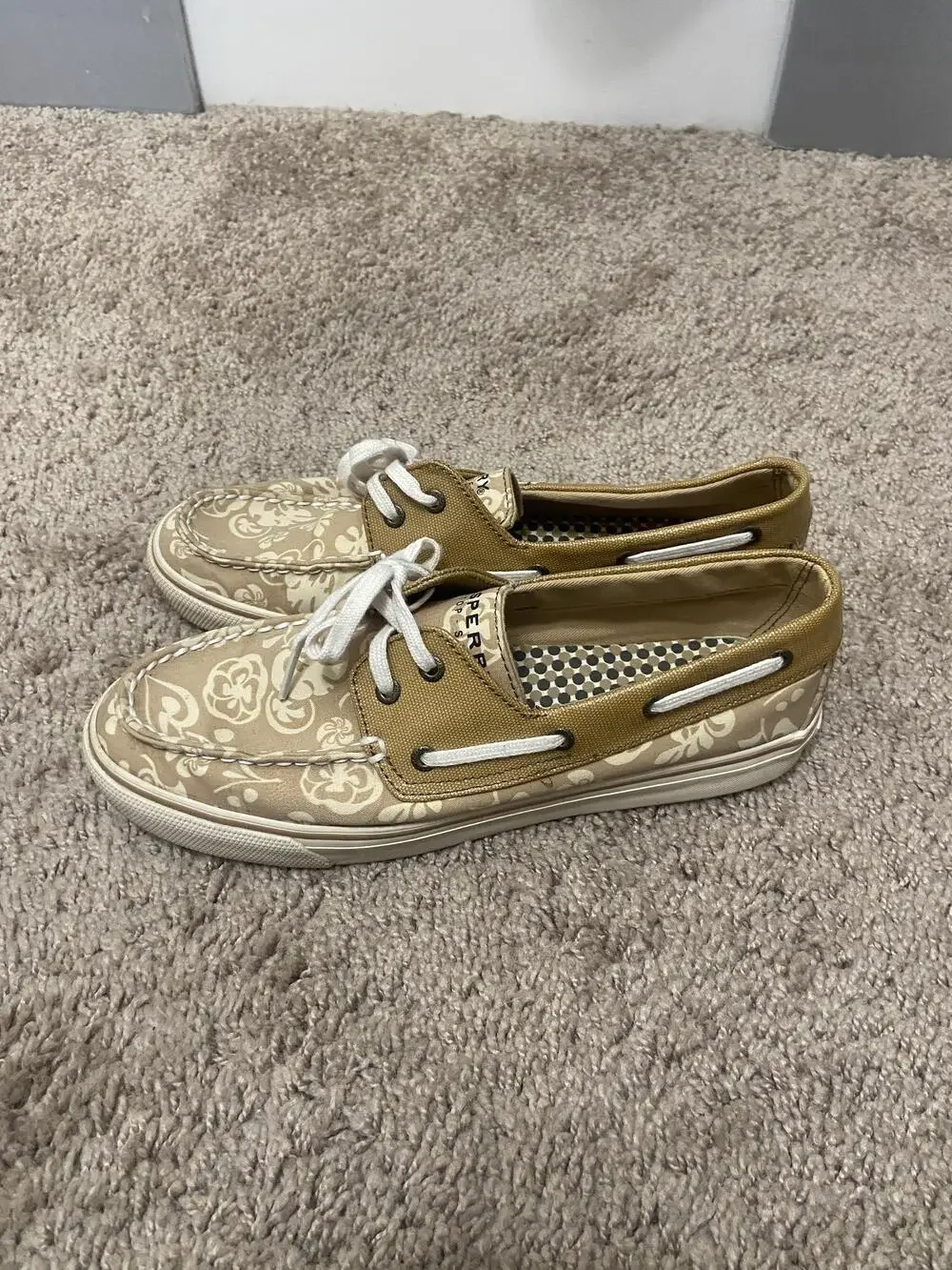 Sperry Top-Sider Boat Shoes Womens Size 9 Beige Floral Print Canvas Nautical